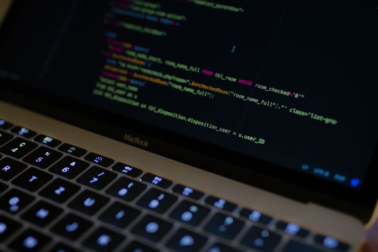 How to maximize Database and Analytics to Benefit your Business