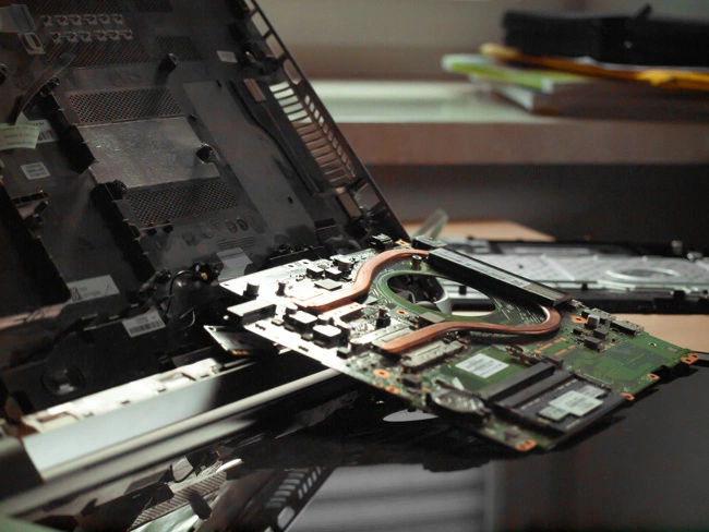 Monitor Screen Repair